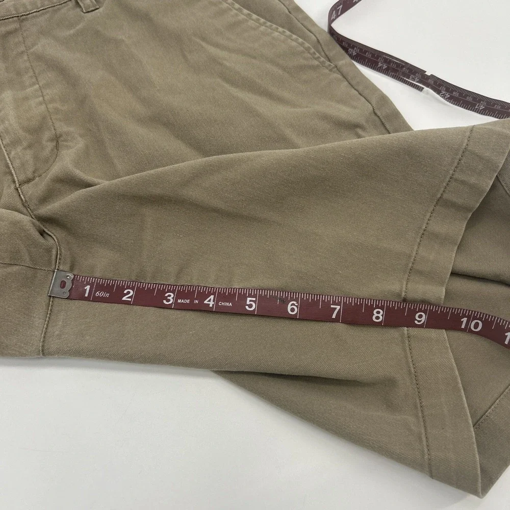 RVCA Shorts Men's Size 31 Beige Flat Front Chino Casual Pockets Week-End Stretch